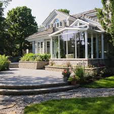Whether you need quarters for laundry or to stock your restaurant's register drawer, finding a convenient way to make change is key. 13 Stunning Home Addition Ideas Of All Sizes