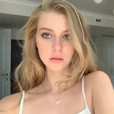 50 2k Likes 104 Comments Nothing Special Yungdari On Instagram Aesthetic Girl Beauty Girl Most Beautiful Faces