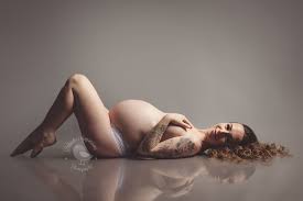 Shelby, Sarnia maternity photographer - Delicate Impressions