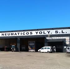 Lavadero y Gomeria Yoli