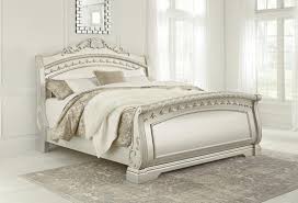 Dumont cherry 6 pc king canopy bedroom traditional. Cassimore Queen Sleigh Bed In Pearl Silver B750q