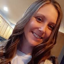 Brandy Stepp's Instagram, Twitter & Facebook