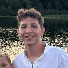 So cool to see the PWHL teams in NHL25! Normally I would want EASports to  stick to realism, but seeing the center ice logos