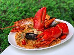 For an example,imam malik in al lubab p.533 v.7 and hidayah p.442 v.4 said that all living creatures in the ocean are halal except for eel. Is Crab Halal Or Haram