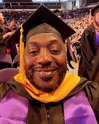 Lamar Magee's Instagram, Twitter & Facebook