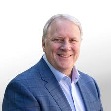 Kirk Davis's Instagram, Twitter & Facebook