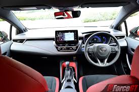Carscoops drives the 2019 toyota corolla zr hybrid hatchback in australia. 2019 Toyota Corolla Zr Hybrid Hatch Review One For The Driver Forcegt Com