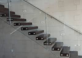 Our company will help understand your vision and facilitate with the best practical solution. Glass Lunna Designs