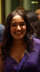 anikhasurendran #Anikha #viswasam