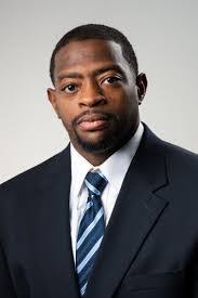 Cory Gross's Instagram, Twitter & Facebook