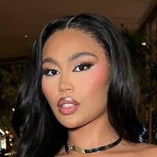 Ella Thomas (Reality Star)