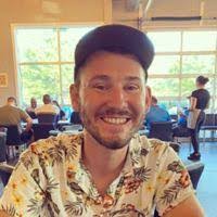 Karen Igo's Instagram, Twitter & Facebook