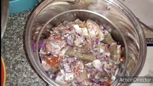 Add meat, crushed tomatoes, chopped bell pepper, remaining broth (about 6 cups), rice, bay leaf, basil, salt and pepper. Nigerian White Rice Goat Meat Pepper Soup Youtube