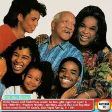The Royal Family Reddfoxx Black Tv Shows Comedy Tv Shows Black Sitcoms