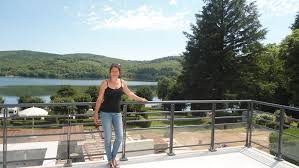 Camping Le Rouquie Du Lac Gelegen Bei Lamontelarie In Der Tarn