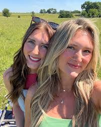 Abigail Jennings's Instagram, Twitter & Facebook