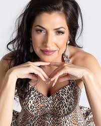 Odilia Avalos Barton (@styled.by.odilia) • Instagram photos and videos