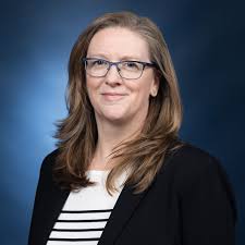 Kirsten Kenyon's Instagram, Twitter & Facebook