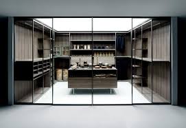 Avete presente la cabina armadio di cariie bradshaw in sex and the city? Una Cabina Armadio E Per Sempre Immobiliare Marangoni