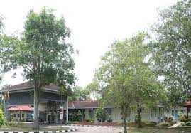 Agong, permaisuri tunai solat aidiladha di masjid tengku ampuan afzan. Malaysian Panel Hospital Directory