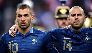 Karim mostafa benzema (born 19 december 1987) is a french professional footballer who plays as a striker for spanish club real madrid and the france. Hymnen Streit In Frankreich