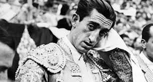 🔴 Hace 74 años 'Islero' se cruzó en el camino de Manolete en Linares. El  Monstruo perdió la vida, pero se convirtió en leyenda. A día de hoy, está  considerado uno de