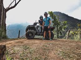 Be very subtle or she'll move away from you. 38 Inspiring Travel Love Stories Of Falling For A Stranger On The Road