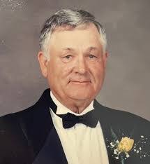 Kyle Barham's Instagram, Twitter & Facebook