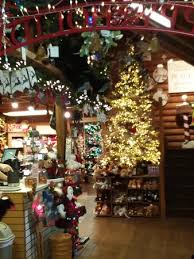 Candle Carving At Village Candles Picture Of Great Smoky Arts And Crafts Community Gatlinburg Tripadvisor