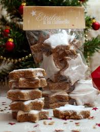 Biscuits Etoiles A La Cannelle Zimtstern Recette Pas A Pas Recette Recettes Noel Petits Gateaux De Noel Gateau Noel