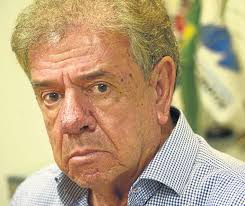 Moradores defendem projeto sobre becos