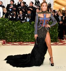 Resultado de imagem para gala met 2018