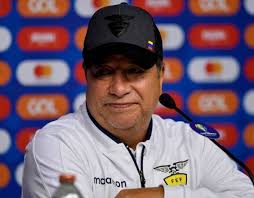 Bolillo, de 64 años, estaba en. Hernan Bolillo Gomez Y Su Polemica Frase Sobre La Seleccion Colombia Copa America 2019