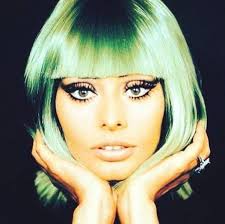 Happy St Patrick's Day to you all. Sláinte 🍻🍀 “May the road rise to meet  you May the wind be always at your back May the sun shine warm upon your  face