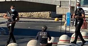 Bauer college of business dear uh and bauer friends: Tentera Rejim Menembak Warga Tua Palestin Di Laluan Qalandiya Palestinkini