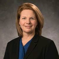 Lisa Messinger's Instagram, Twitter & Facebook