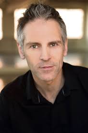 Le bizarre incident du chien pendant la nuit" : Une pièce montée de façon  ingénieuse