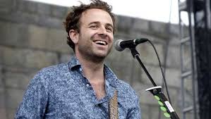 The this is us actress took to instagram on tuesday to announce that she and her husband taylor goldsmith, lead singer of the folk rock band dawes, are now parents to a baby boy. Taylor Goldsmith Bio Net Worth Height Weight Girlfriend Affair Married Ethnicity Nationality Fact Career
