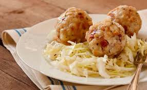 Speckknodel Mit Krautsalat Rezept Rezepte Krautsalat Rezepte Krautsalat