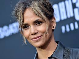 As of 2020, halle berry's net worth is estimated to be $80 million. Halle Berry Spills 4 Easy Steps To Her Skin Care Routine Newbeauty