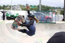 Jul 12, 2020 · sky brown is a japanese skateboarder, surfer, tv personality, and social media star, best known as the world's youngest professional skateboarder.at the age of 8, sky was the youngest skateboarder that participated in the vans us open pro series in 2016, and in july 2017, attended the 1st ever asian vans park series continental championships in singapore and ended up in 2nd place. Skateboarder Sky Brown To Become Britain S Youngest Summer Olympian The Japan Times