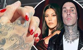 Jan 25, 2021 at 10:09 am. Kourtney Kardashian Confirms Romance With Travis Barker As They Each Share Hand Holding Photo Daily Mail Online