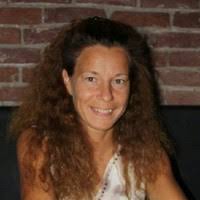 700+ 'Sandra' profiles