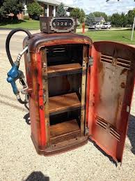 Pin By Lori Info On Yard Work Gas Pumps Decor Vintage Gas Pumps Old Gas Pumps