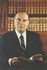 Découvrez sa biographie, ses photos, vidéos et interviews dans une interview à l'occasion des 25 ans de la mort de françois mitterrand, françois hollande. Francois Mitterrand Home Facebook