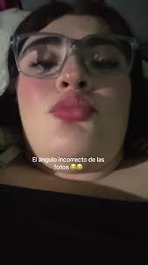 Consejos para eliminar la papada en fotos