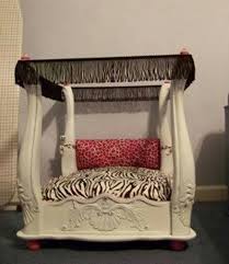 Dog Bed From An Upside Down Table Diy Dog Bed Dog Bed Diy Dog Stuff