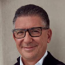 Happy to join a wonderful family project with Alba, Rosa and Laura Tous  Oriol as well as Carlos Soler-Duflo, Andrew Deakin, Patricia Sancho, Martin  Brok and Steve Davis.