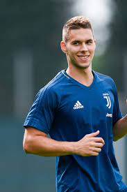 Juventus winger marko pjaca has been ruled out for six months after undergoing surgery on his right knee pjaca, who missed 16 games for juventus due to another knee injury sustained in october. Marko Pjaca Joins Fiorentina Juventus