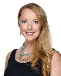 Jennifer Crossman's Instagram, Twitter & Facebook